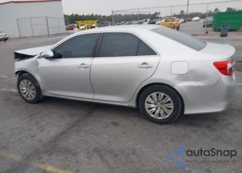 2012 Toyota Camry Le z USA, uszkodzony, nr VIN 4T1BF1FK0CU042053